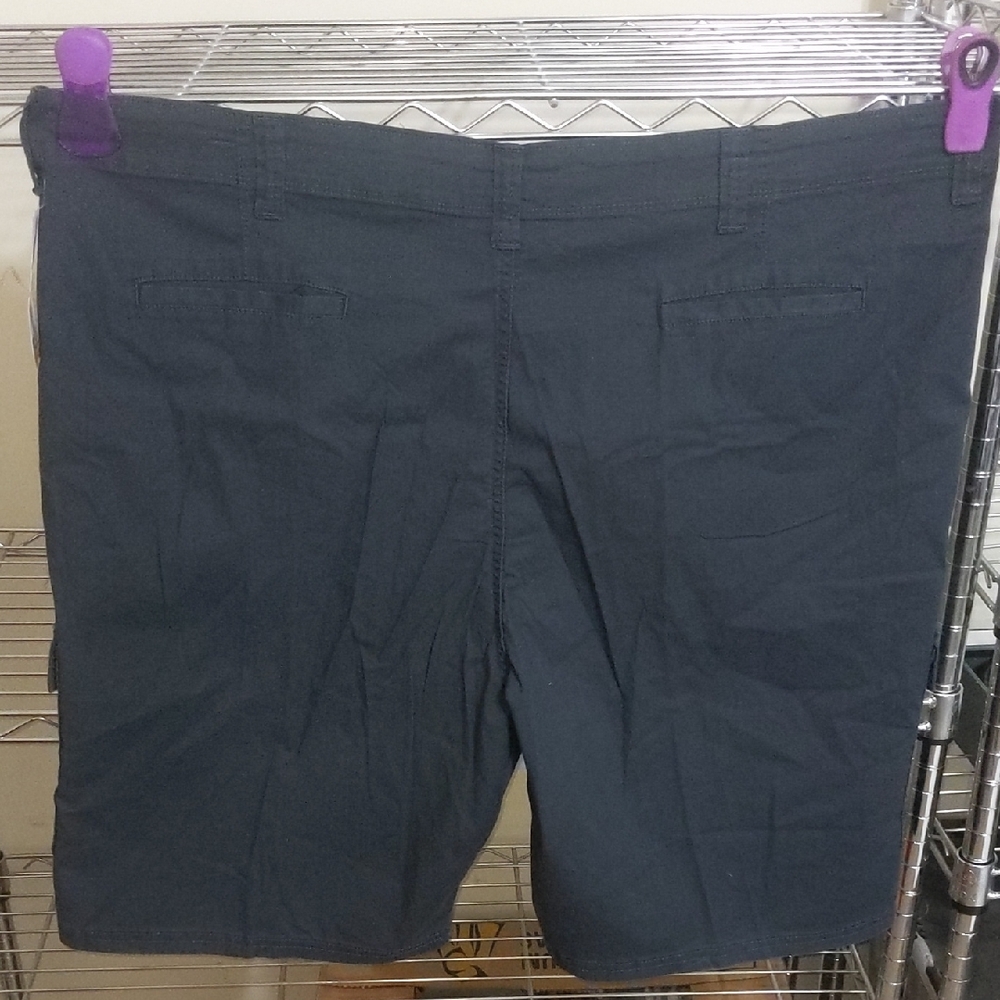 Wrangler Men's Cargo Shorts - Dark Gray - Picture 4 of 4